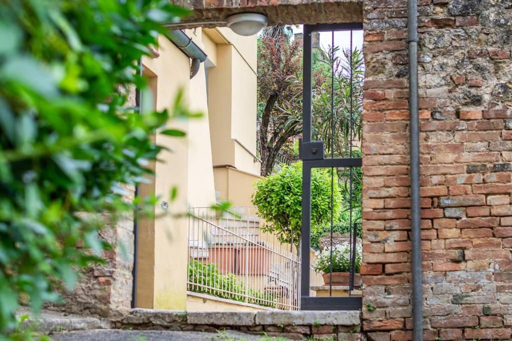 Marble - A Pochi Passi Dal Centro E Dalla Stazione Siena Exterior foto